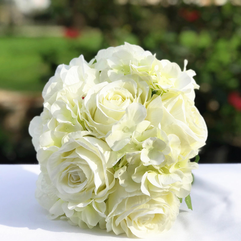 Agencement floral artificiel roses et hortensias, Blanc