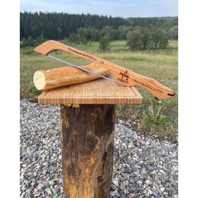 Couteau à pain traditionnel