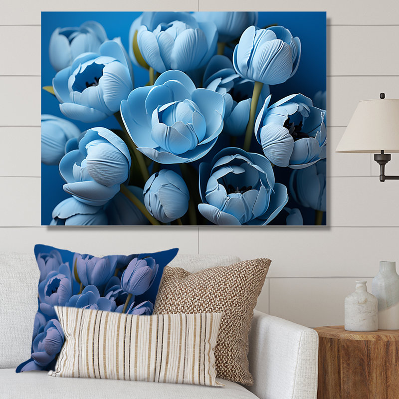 «Azure Blue Tulips Bloom I» sur toile, H 34 po x l 44 po x P 1,5 po, Toile tendue