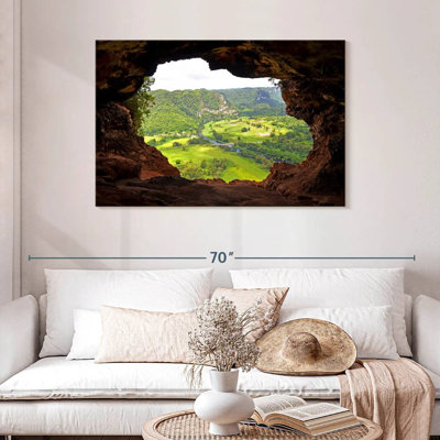 Nicci Arecibo Window Cave