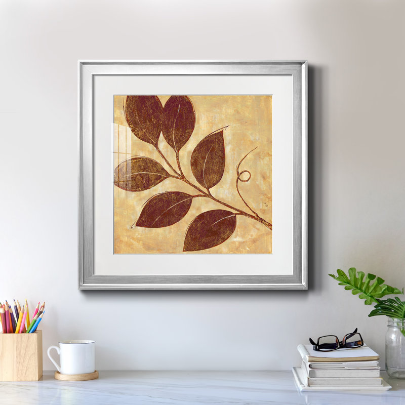 Marsala Moment III - Reproduction d'art sur papier encadrée, H 17,5 po x l 17,5 po x P 1,5 po, Papier avec cadre argenté