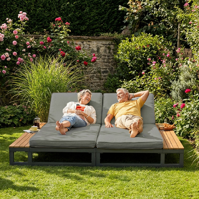 159cm Wide Straight Metal Patio Daybed, Grey