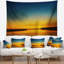 Photographie de l'horizon, coucher de soleil orange sur une tapisserie-28502331