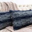 Housses de coussin en fausse fourrure-126135135-126135138