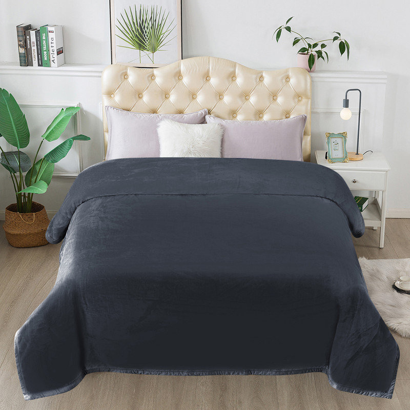 Couvre-lit épais et doux, 79 po x 91 po, chaud pour toutes les saisons, Queen, Dark Grey