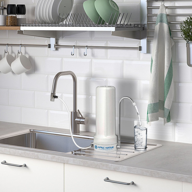Système de filtration d'eau de comptoir