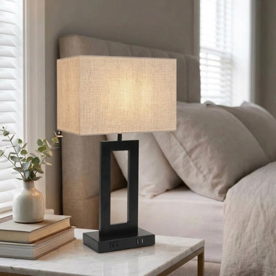 Leanore Metal USB Table Lamp