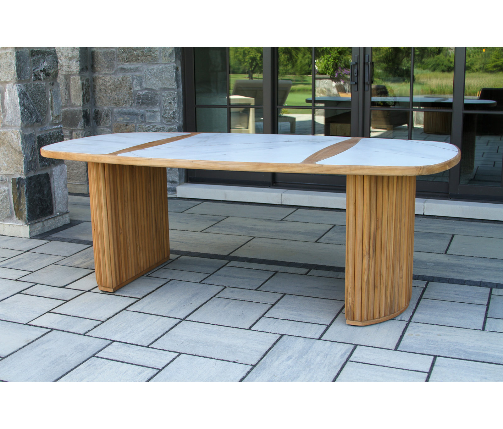 Cava Oval 6-Person Outdoor Dining Set, White