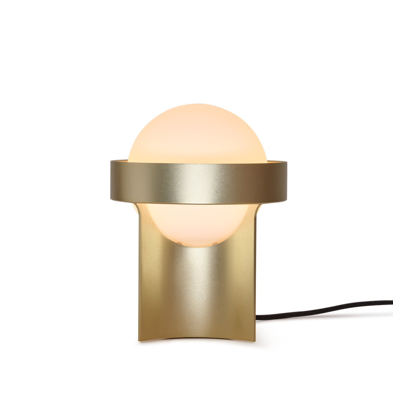 Lampe de table Loop + sphère III, H 9,63 po x l 7,25 po x P 7,25 po, Doré