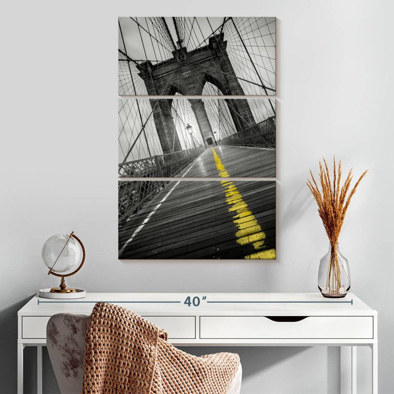 Lilie Brooklyn Bridge Pop, H 32 po x l 20 po