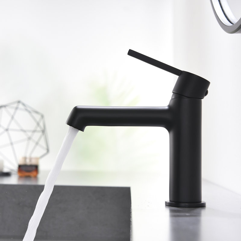 Single Hole Single Handle Bathroom Vanity Faucet, Matte Black