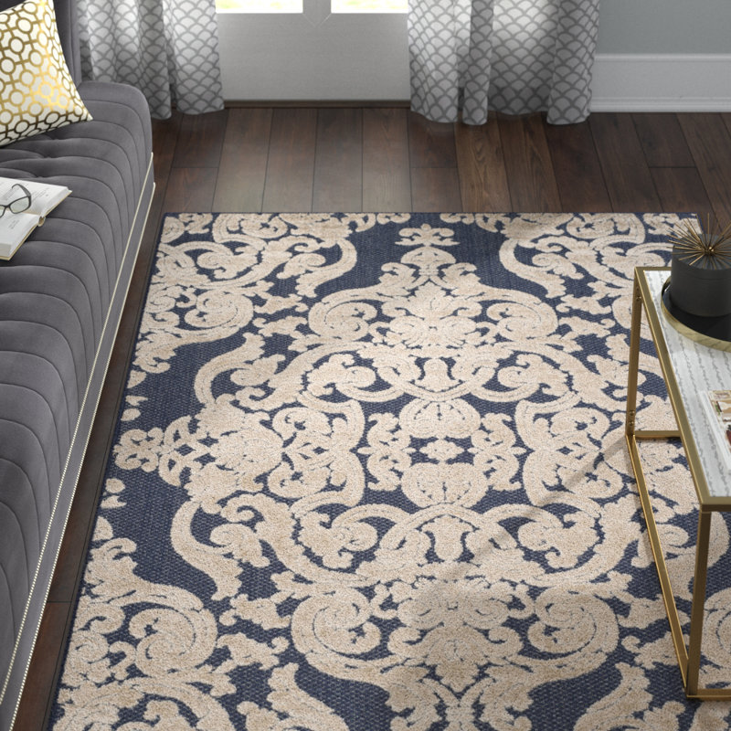 Tapis bleu marine à motif de médaillons Danyea, Rectangle 3 pi 3 po x 5 pi 3 po
