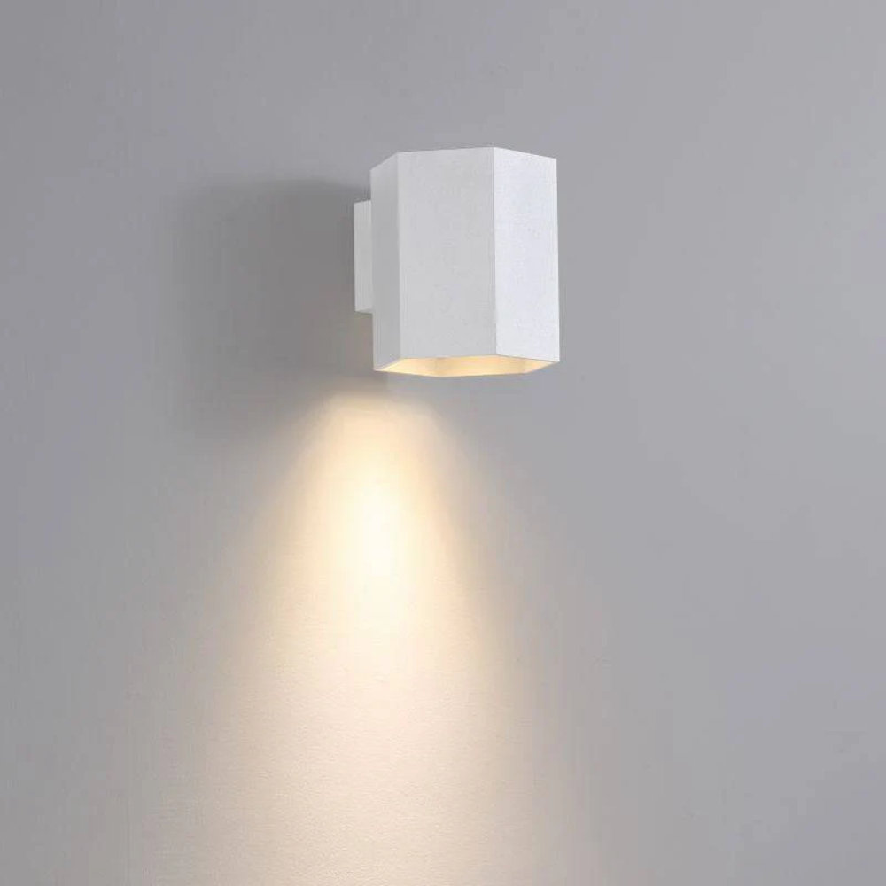 UltraBeam 5 Watt White Hexagonal Dimmable Indoor LED Wall Light 400 Lumen