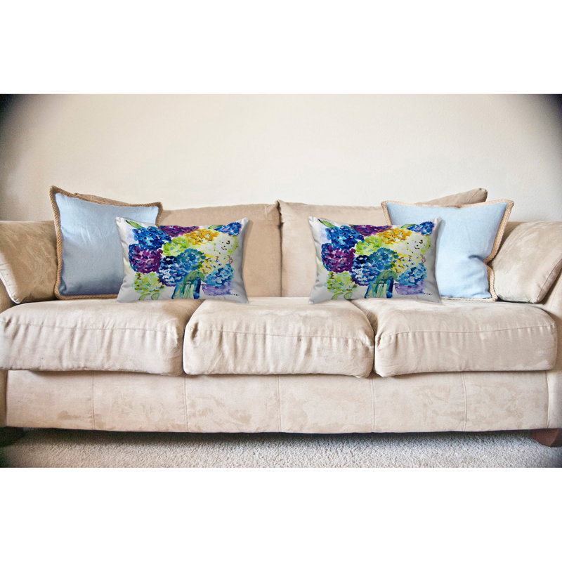 Hydrangea Hydrangea Indoor/Outdoor Lumbar Pillow Cover