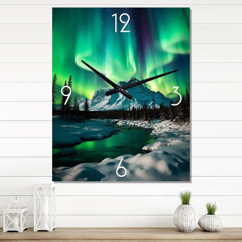 Horloge murale Northern Lights dans de superbes montagnes de l'Arctique, Grand