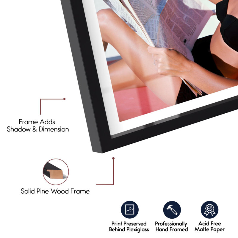 «Poolside Reading Shadowbox Print Glam» par Notoriart, cadre noir, 13 x 13, H 13 po x l 13 po, Structure noire
