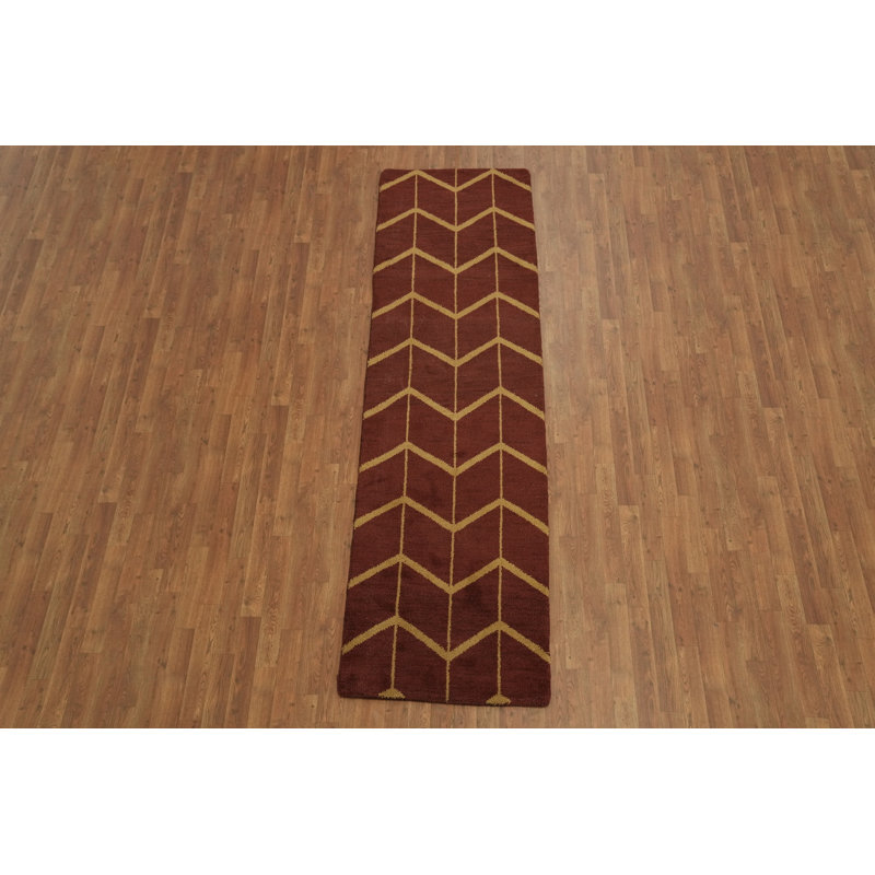 Stylish Chevron Rust Runner Rug 3x9