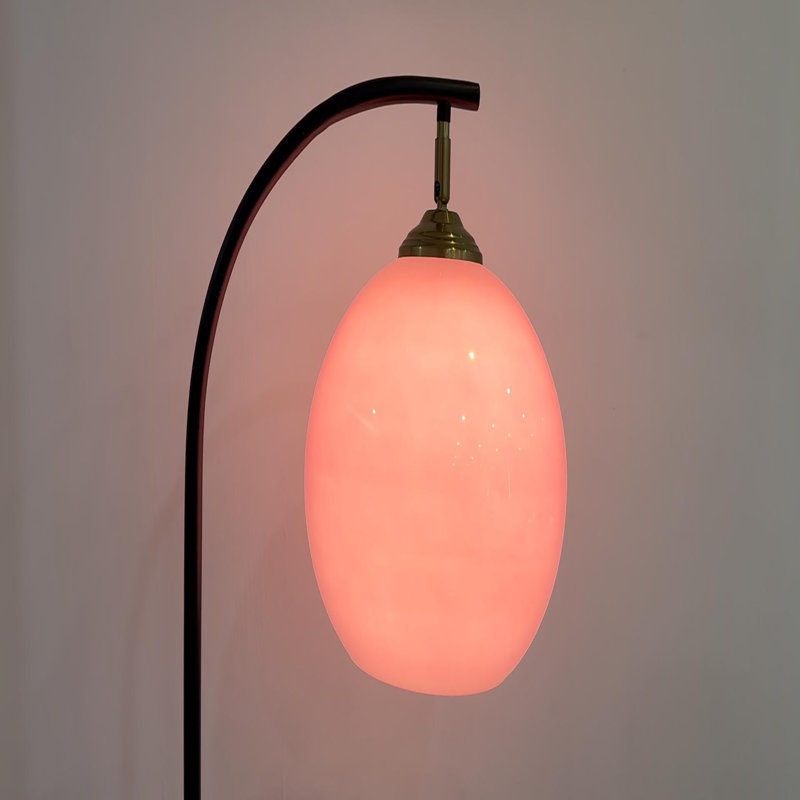 Lampe sur pied rose à arc avec base en marbre naturel, style Mid-Century moderne