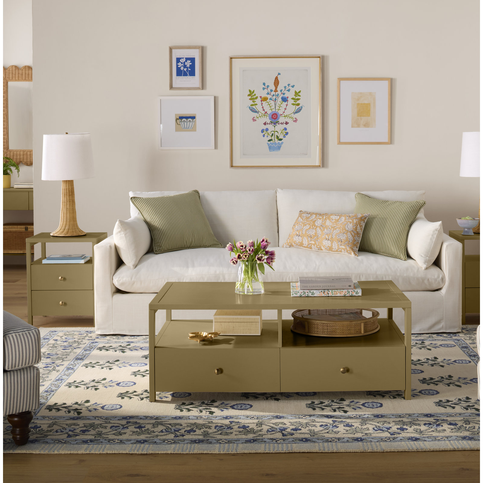 Gracie 18" End Table, Olve Green