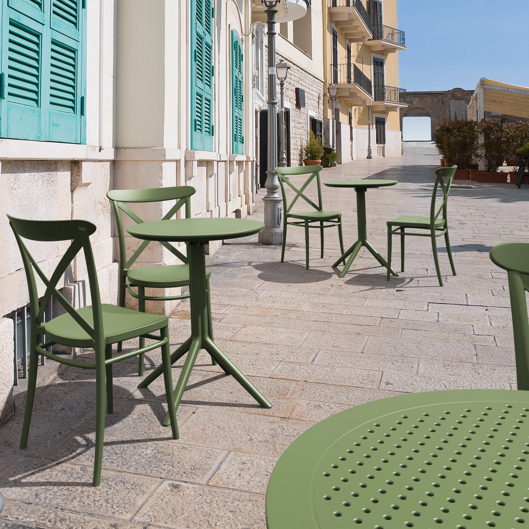Plastic/Resin 2 - Person Round Table, 29.5" H x 23.6" W x 23.6" L, Olive Green