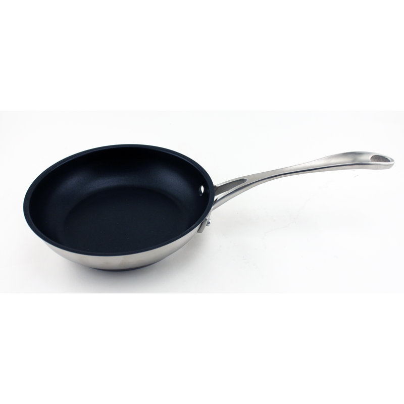 Poêlon anti-adhérent international berghoff, 8 po de diamètre