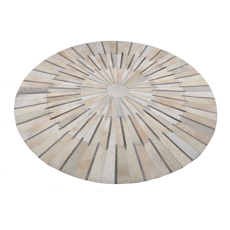 Tapis blanc ivoire en cuir de vache rond One-of-a-Kind, Rond 8 pi