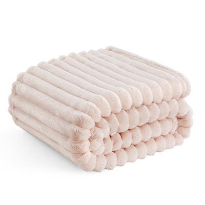 Cozy Winter Collection Bedsure 299gsm Fleece Throw Blanket with Classic Stipe Pattern GentleSoft™️