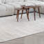 Tapis de couloir intérieur moderne, beige crème.-166747523
