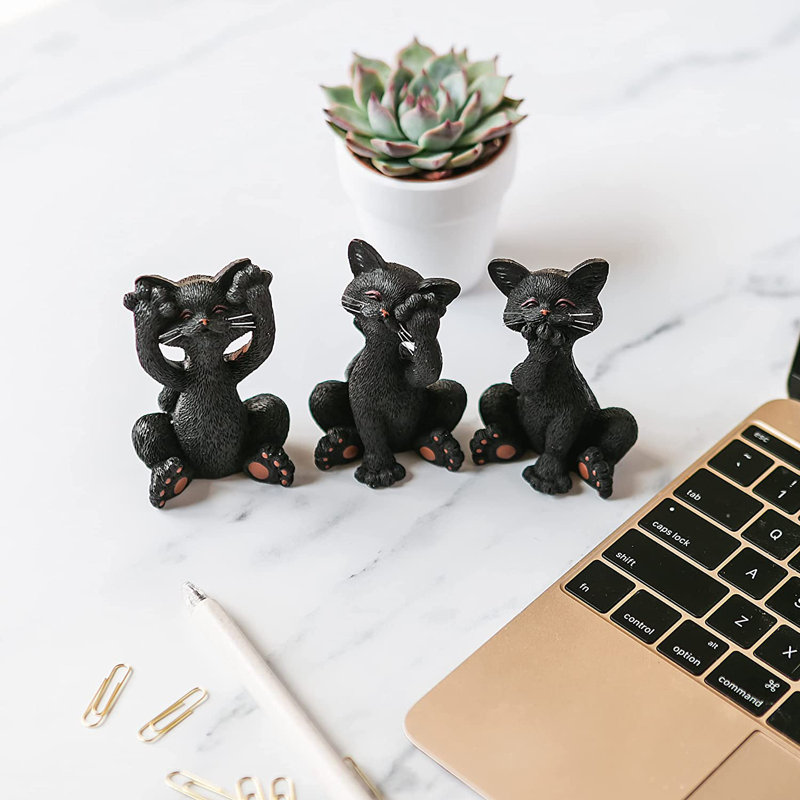 Stavern Animals Figurines & Sculptures