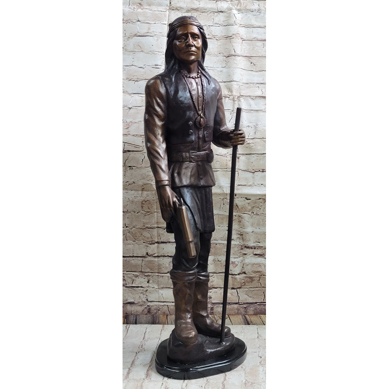 Figurines et sculptures