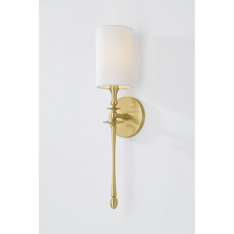 Applique murale 1 lumière Guilford, Laiton antique, H 23,5 po x l 4,5 po x P 4,5 po