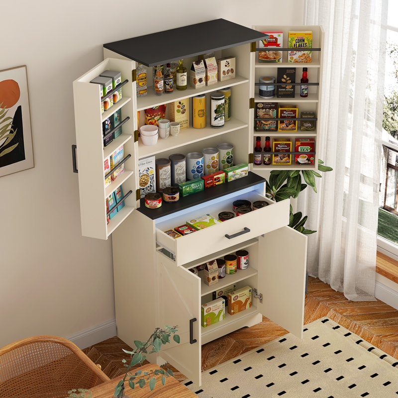 Garde-manger en bois Kearns avec lumières DEL, tiroir et tablettes