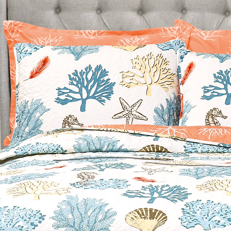 Coastal Reef Feather Reversible Quilt Set, King Quilt + 6 Additional Pieces