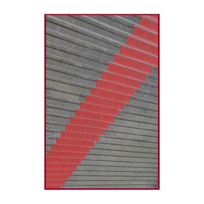 Tapis rayé rouge