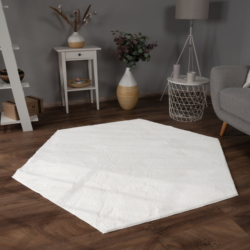 Dagoberto Uniform Color Shag Area Rug, Hexagonal 150cm x 170cm