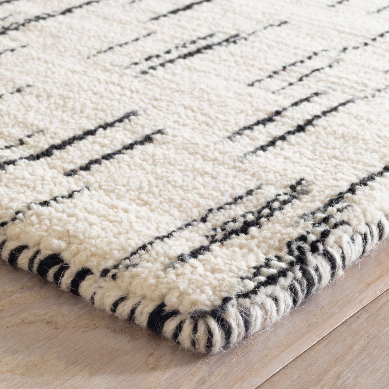 Ozzie Black/White Hand Loom Knotted Wool Rug, Runner 2'6" x 8'