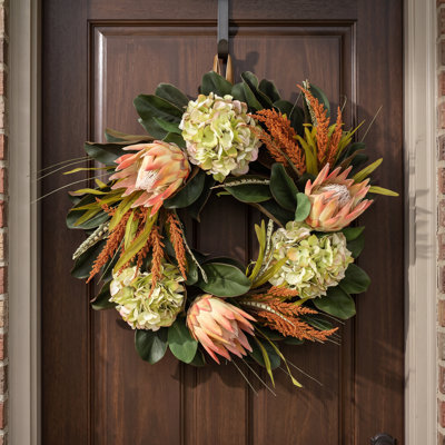 26" Protea and Hydrangea Wreath