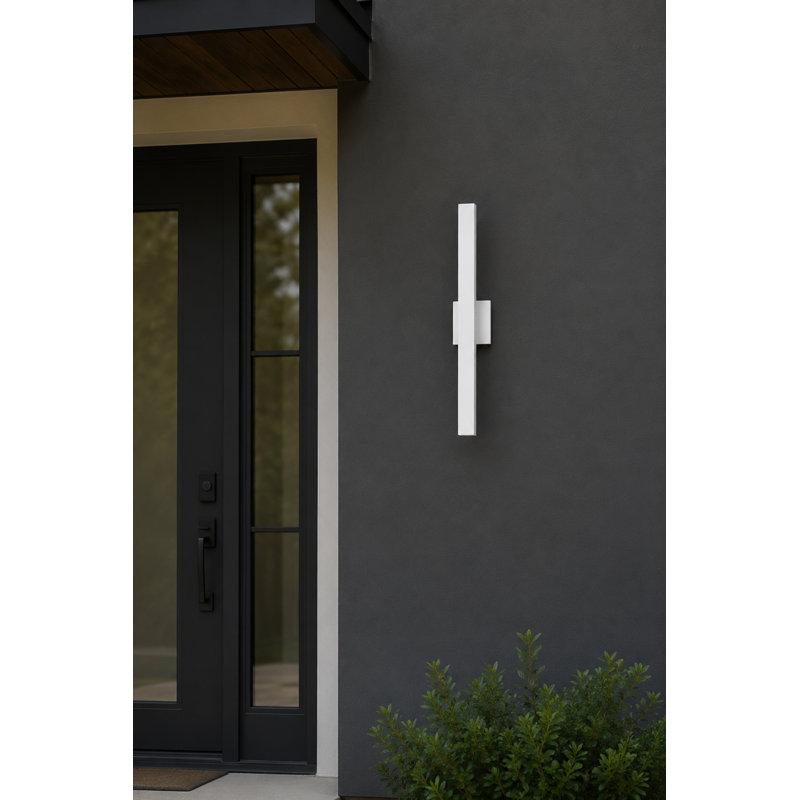Chesnet-Outdoor Wall Mount, 24" H x 4.5" W x 2.75" D, White
