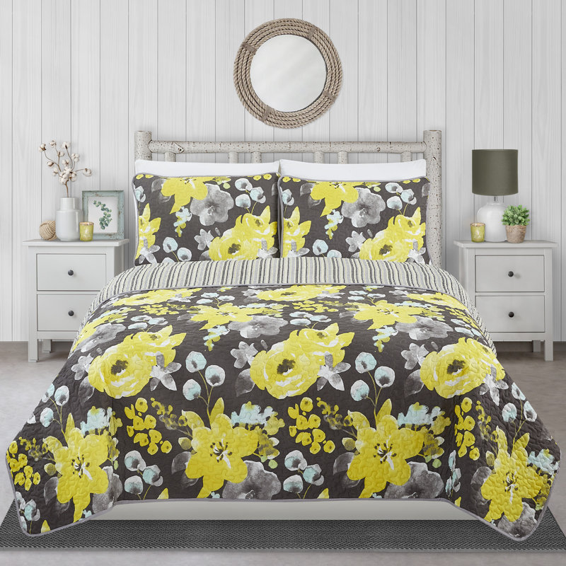 Polyester Floral Quilt, King