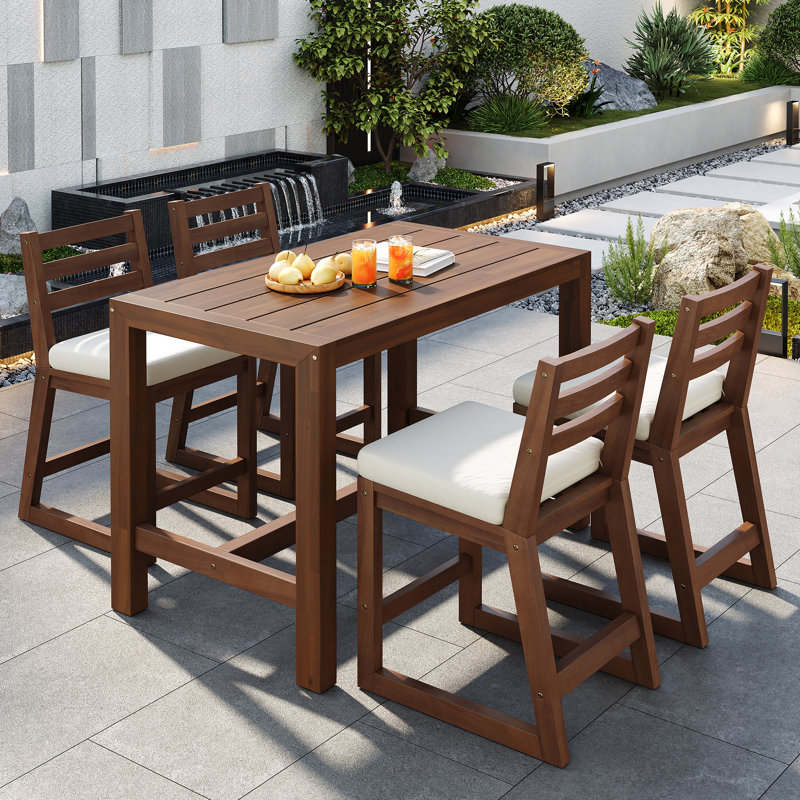 Ensemble de bar extérieur 5 pièces avec chaises ergonomiques en bois massif, utilisable en toutes saisons, coussins résistants aux égratignures, facile à nettoyer