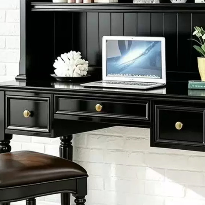 Oden, 70.07" H x 47.24" W x 23.62" D