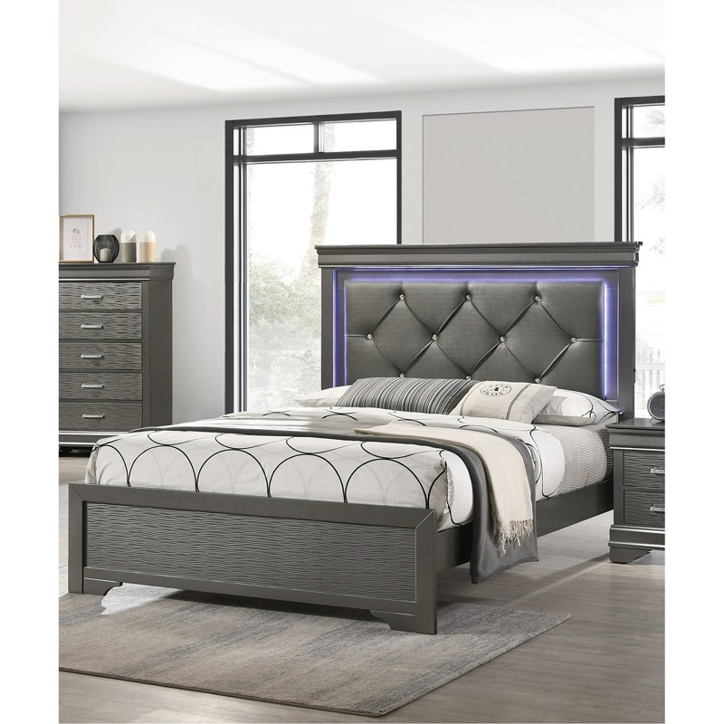 Très grand lit ultramoderne en similicuir gris foncé avec tête de lit à boutons et fabrication en bois massif à DEL de style transitionnel