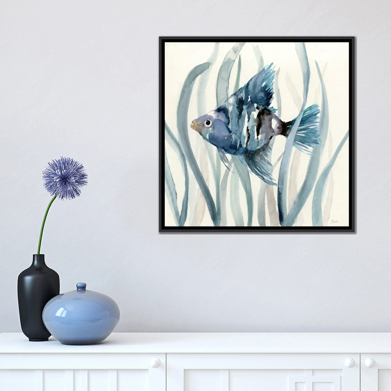 «Fish in Seagrass II», reproduction sur toile, H 18 po x l 18 po x P 1,5 po, Toile avec cadre noir, Pas de tapis
