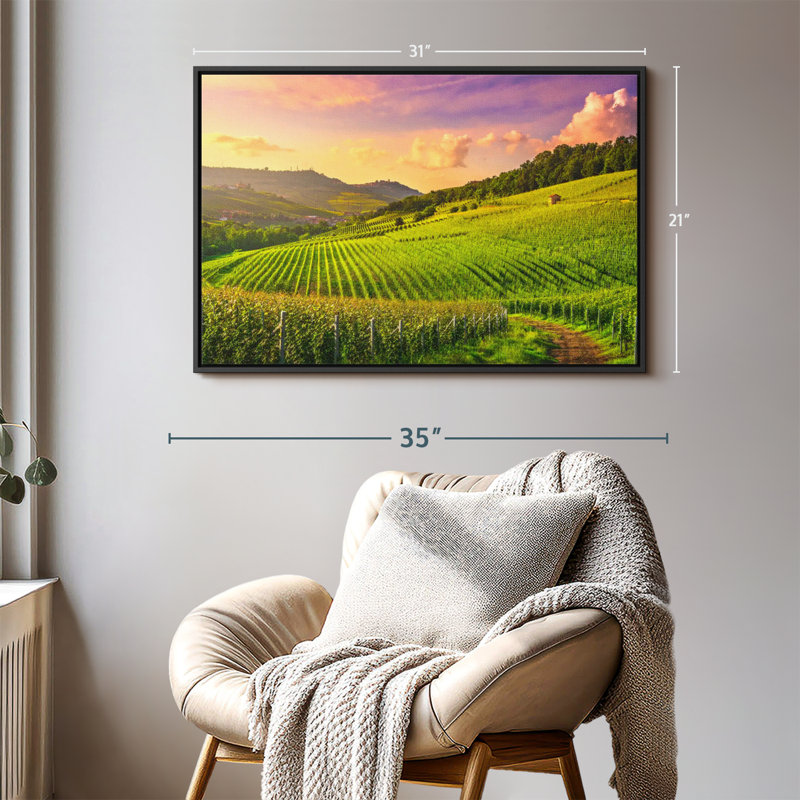 Nature "Vineyard In Langhe Wall Art", H 21 po x l 31 po
