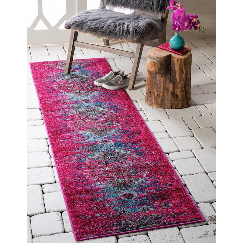Tapis rouge à motif géométrique Mulloy, Tapis de couloir 2 pi 7 po x 10 pi