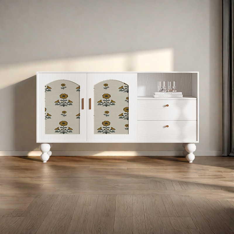 Buffet haut de gamme de conception française, Blanc