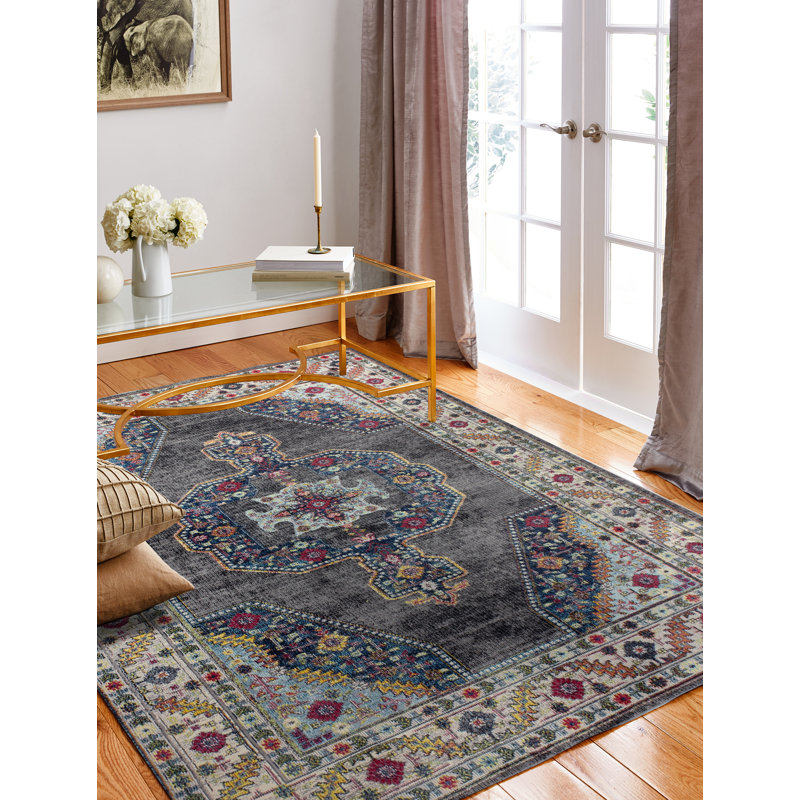 Laurence Oriental Area Rug, Rectangle 153 x 229cm