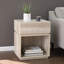 Table de bout avec tablettes de plancher et prises intégrées