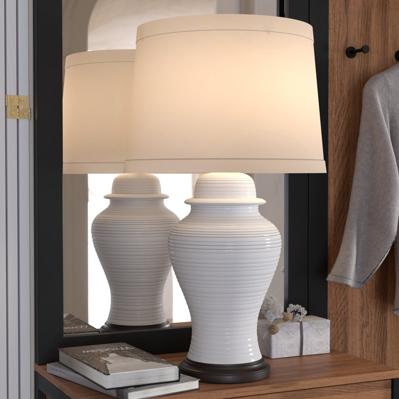 Lampe céleste en porcelaine blanche