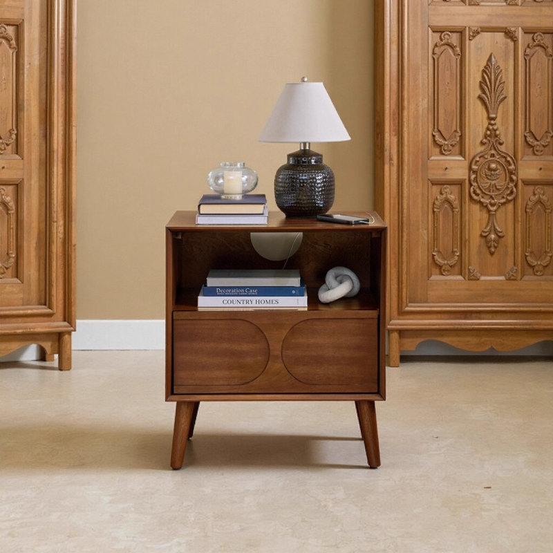 Table de chevet cannelée avec station de charge Mid-Century